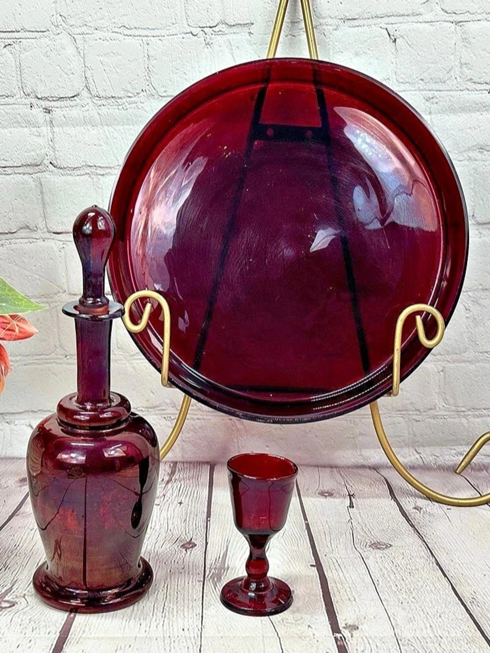 Red Glass Serveware Set